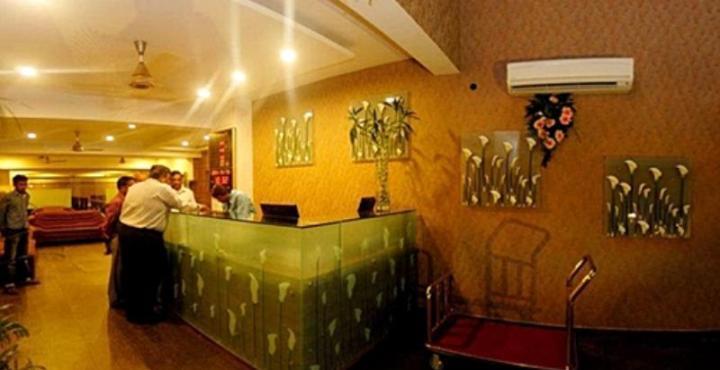 Hotel Sai Miracle Shirdi Ngoại thất bức ảnh