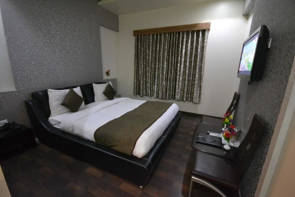 Hotel Sai Miracle Shirdi Ngoại thất bức ảnh