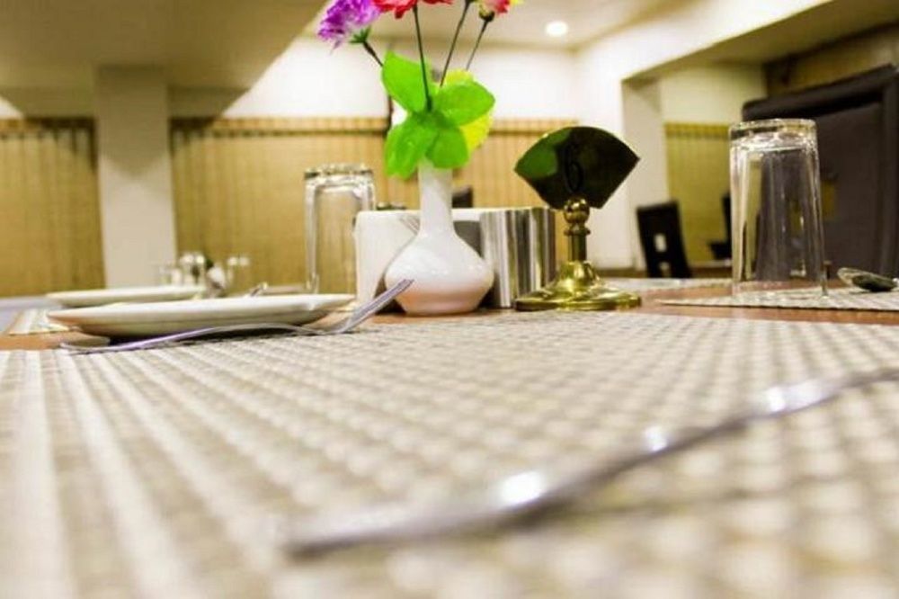 Hotel Sai Miracle Shirdi Ngoại thất bức ảnh