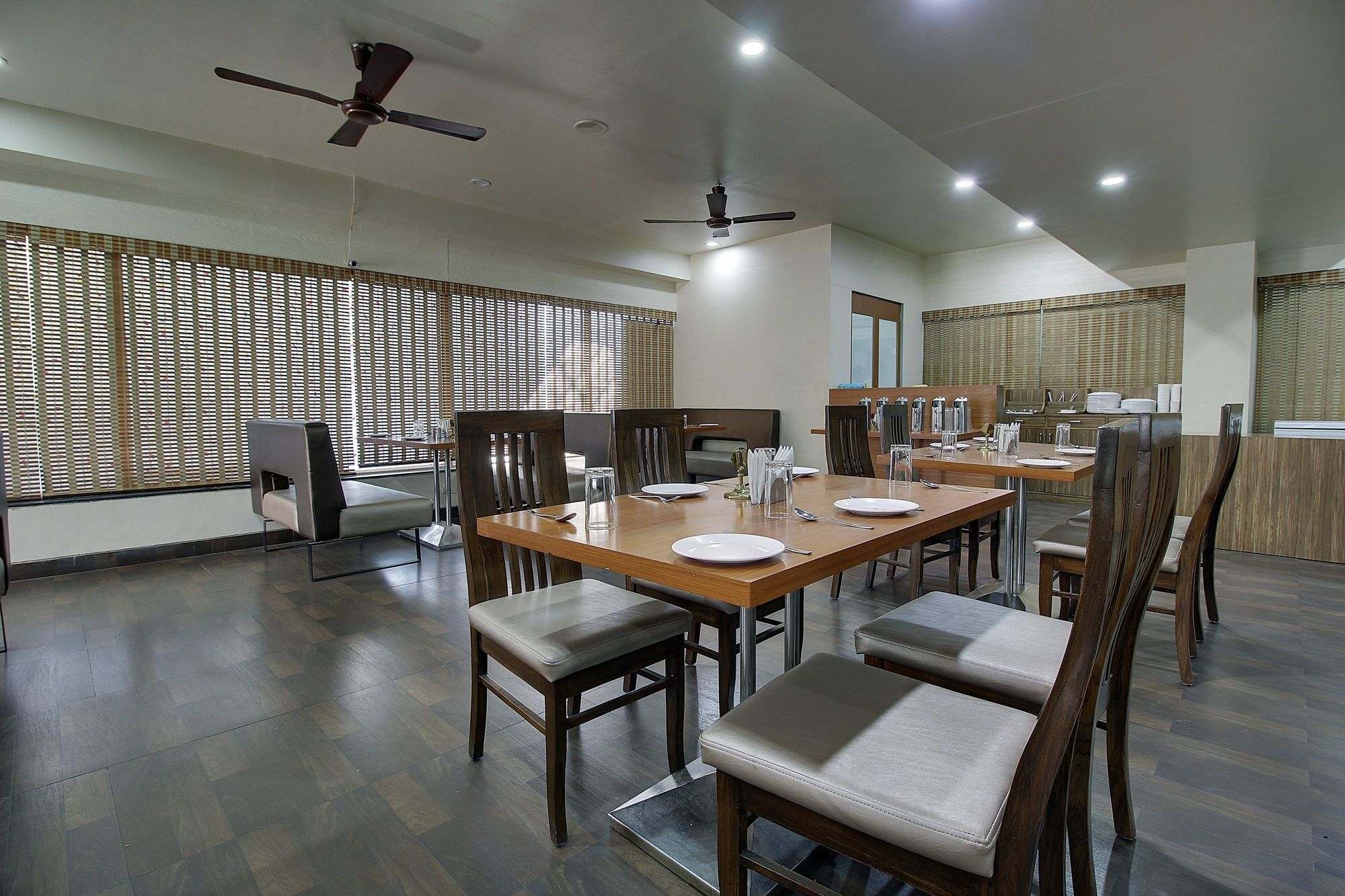 Hotel Sai Miracle Shirdi Ngoại thất bức ảnh
