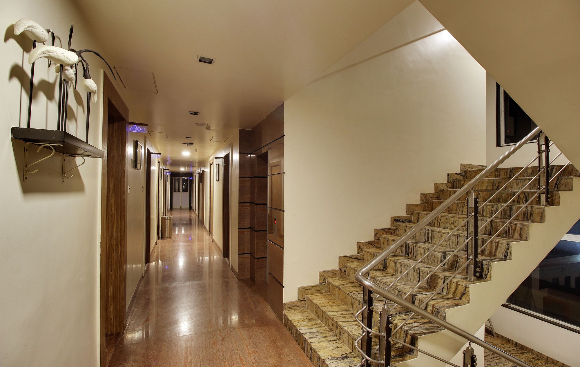 Hotel Sai Miracle Shirdi Ngoại thất bức ảnh